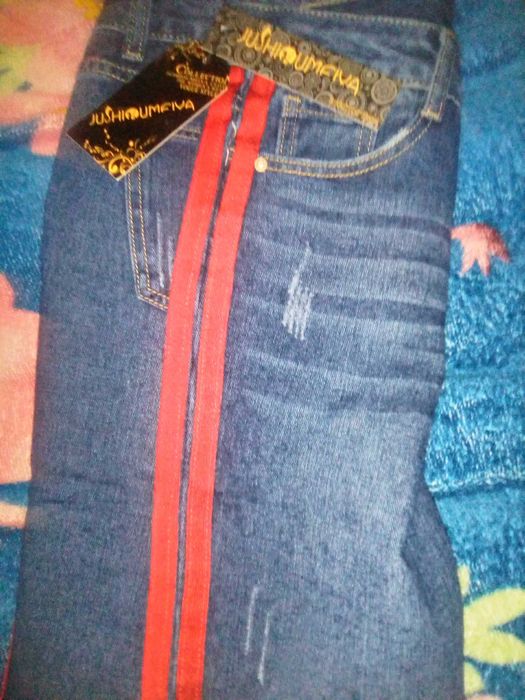 Джинси  нові жіночі.