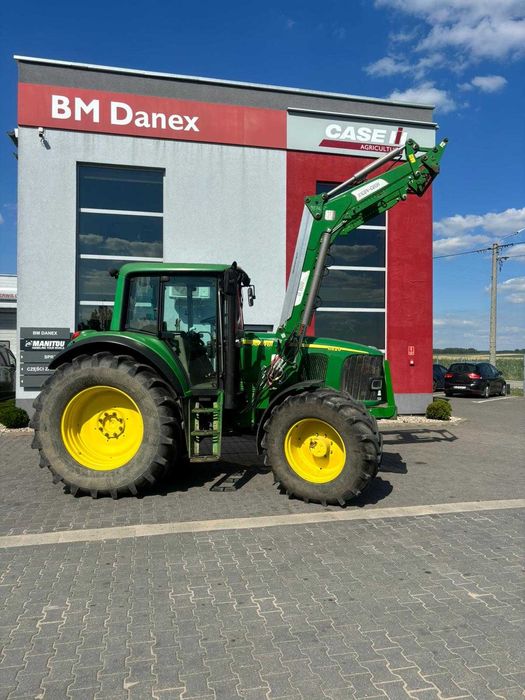 John Deere 6820 z ładowaczem