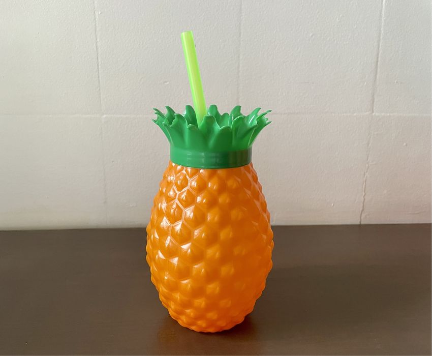 Copos em Formato de Abacaxi Novos | Plastic Pineapple-Shaped Cup