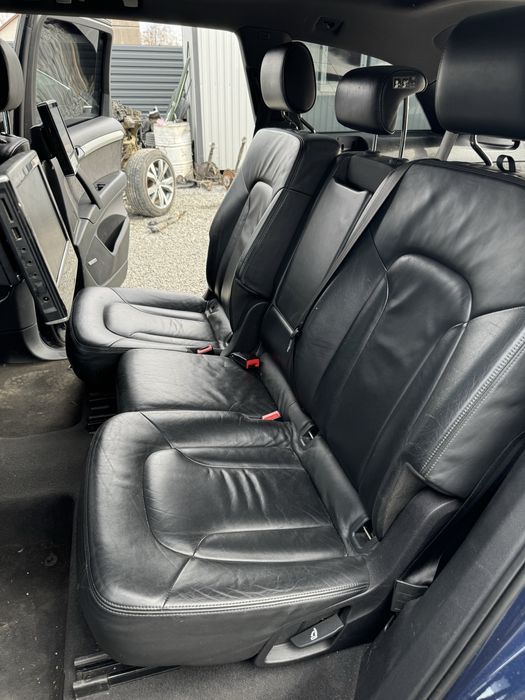 Комплект сидінь сідушки сидіння Audi q7 4L sline ауді ку7 з моніторами
