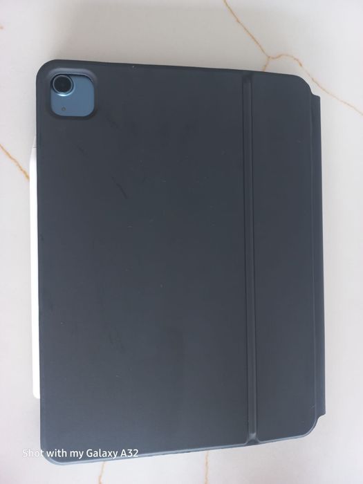 iPad Air + Apple Pen + Teclado