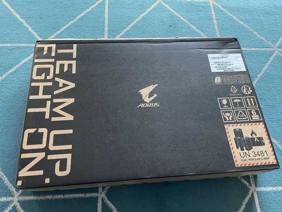 Gigabyte Aorus 17X AZF i9-13980HX 32GB 2TB W11 RTX 4090 GWARANCJA!