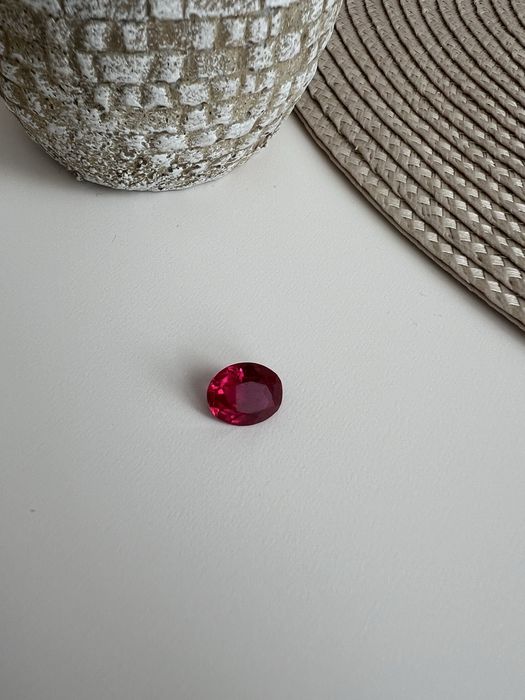Рубин камень красный