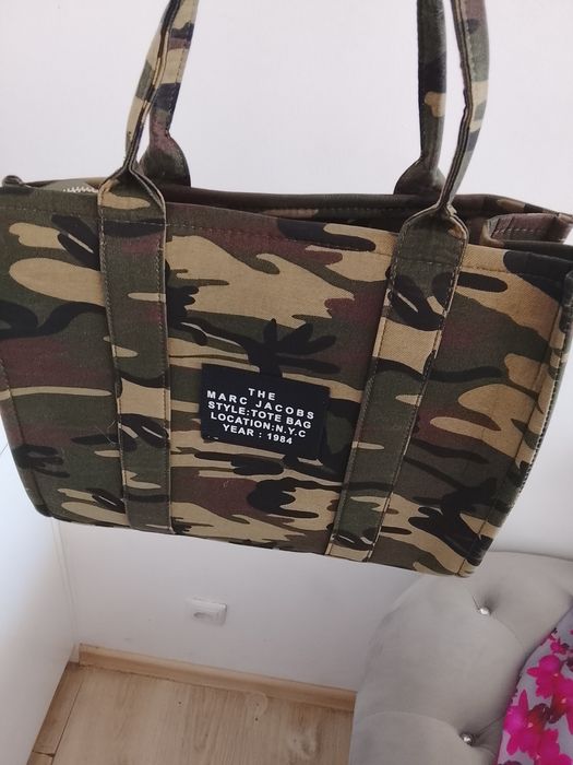 Nowa torebka moro The tote bag Marc Jacobs