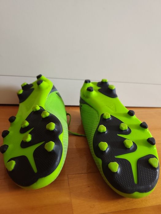 Chuteiras adidas/nike