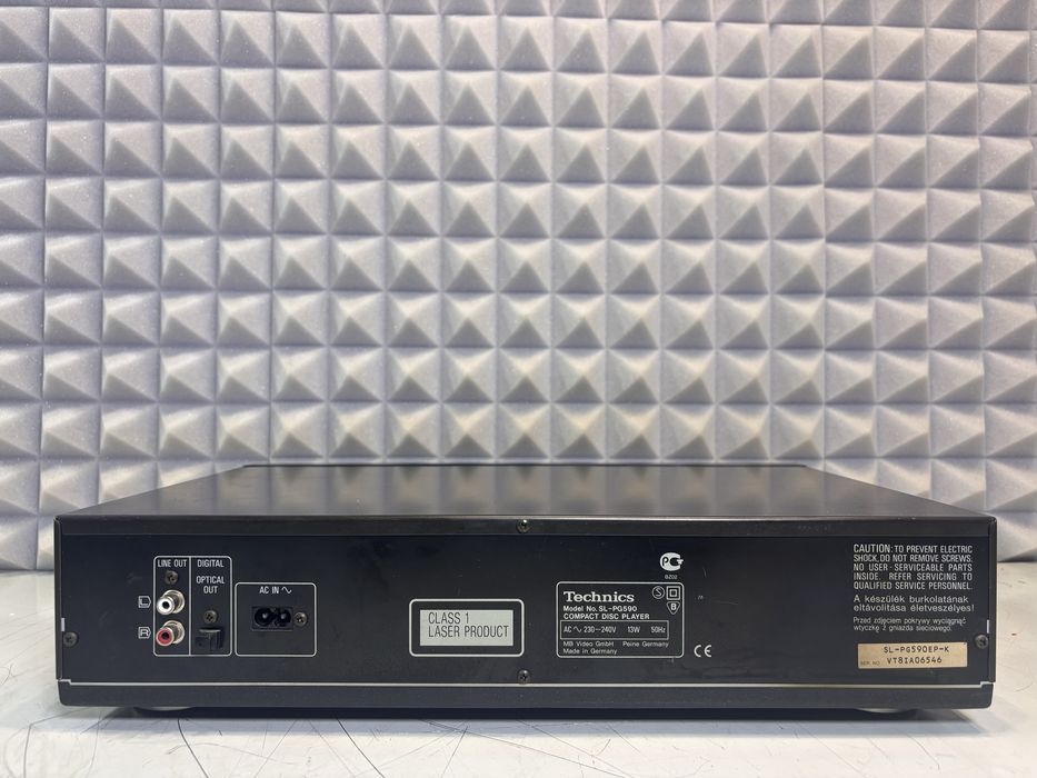 Odtwarzacz CD Technics SL PG 590