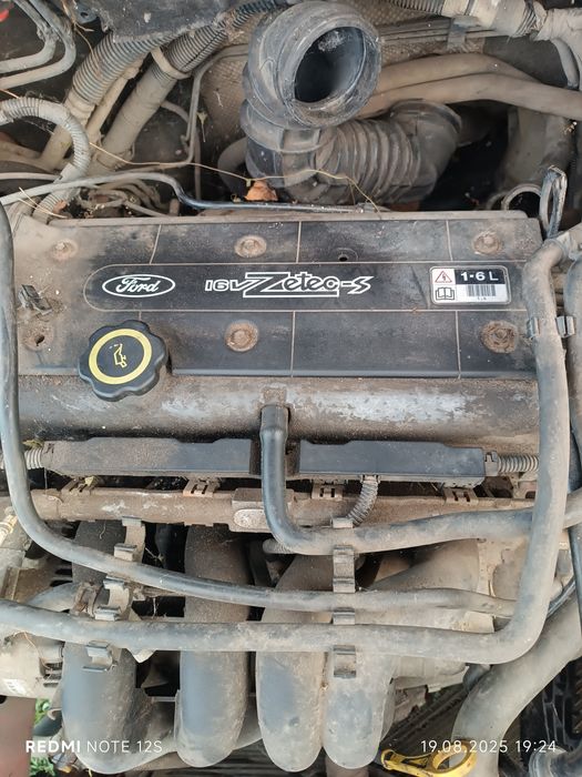 Двигатель мотор 1.6 zetec 16 v Ford Focus 1  Форд Фокус двигун бензин