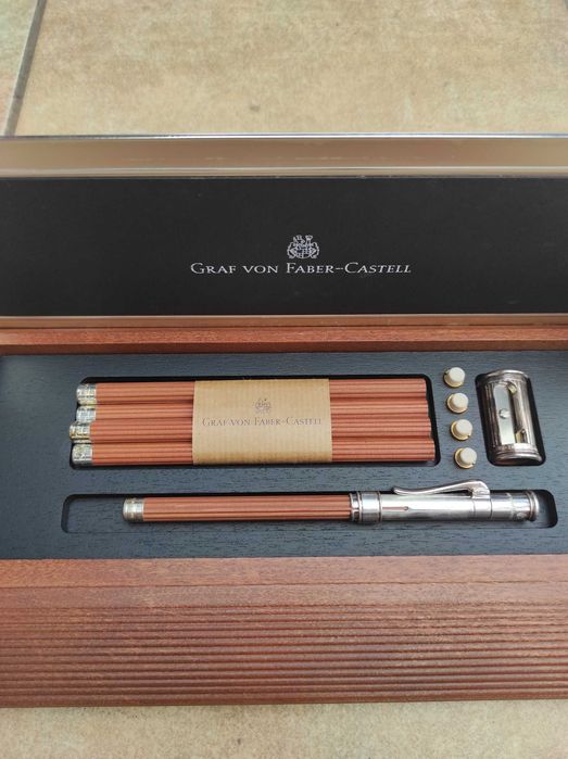 Ołówek Craf von Faber-Castell