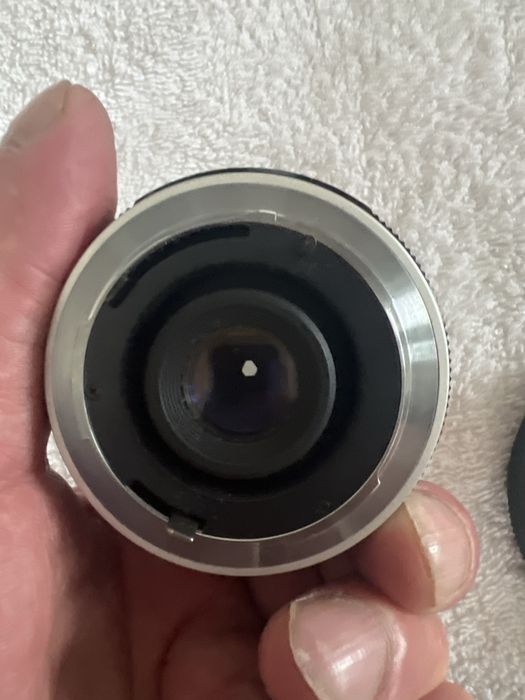 Obiektyw YUS 1:2.8  28mm