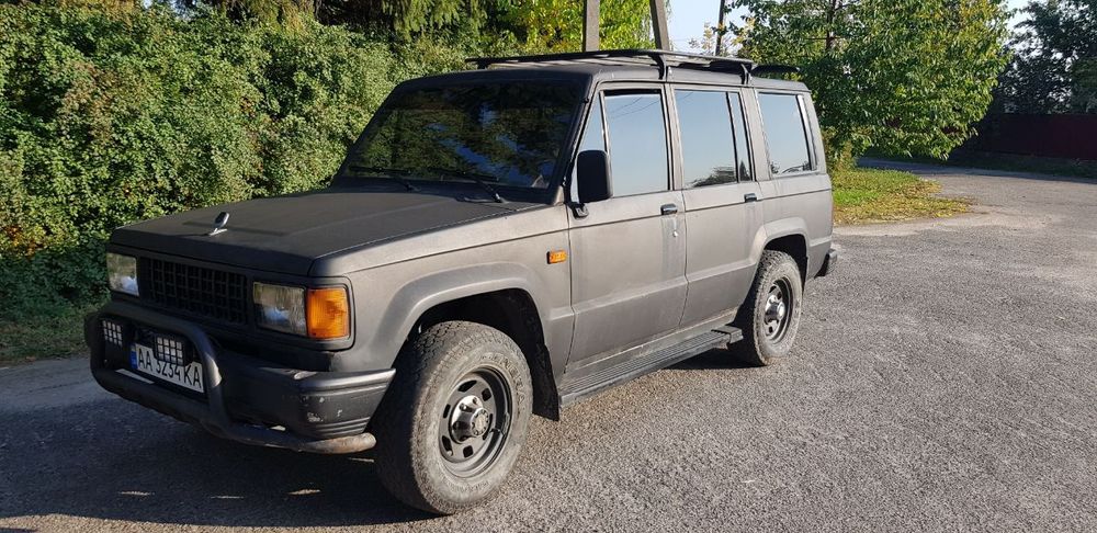 Isuzu trooper 2.6 газ/бенз