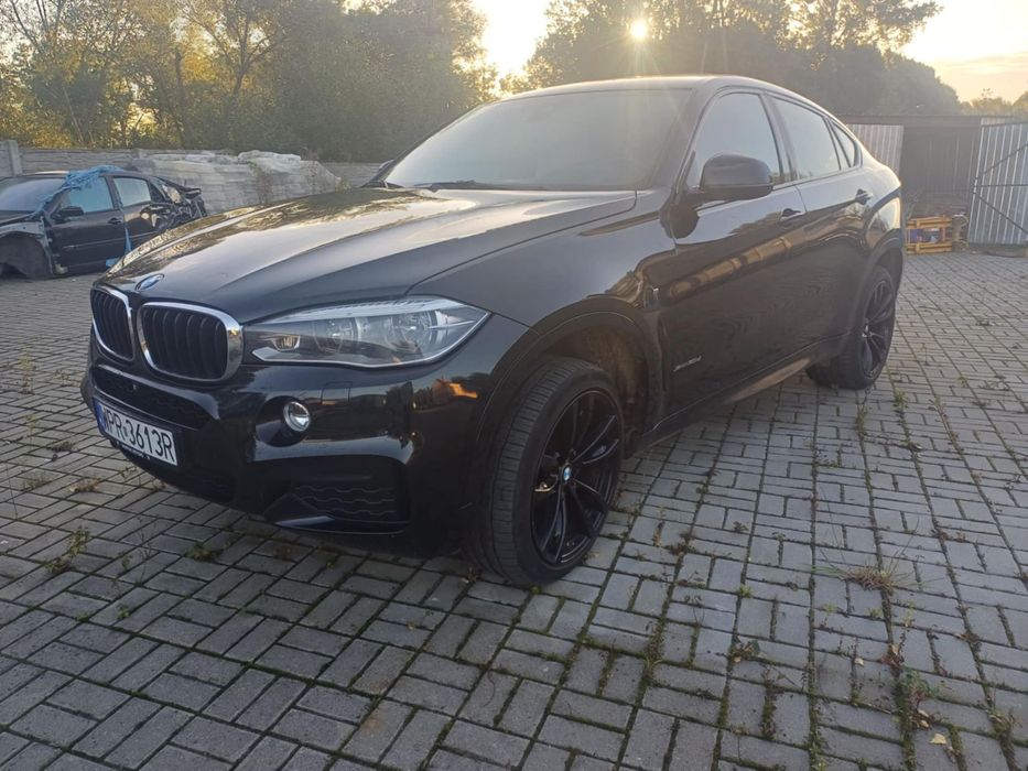 BMW X6 BMW X6 M-pakiet