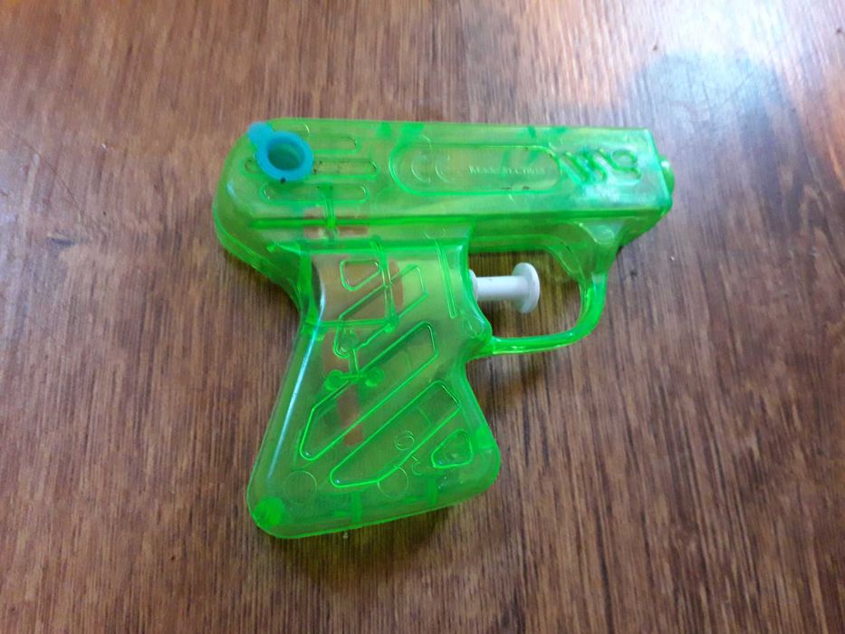 pistolet na wode