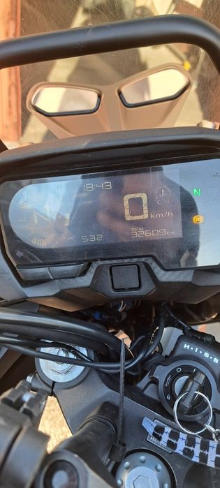 Honda CB 500 X .