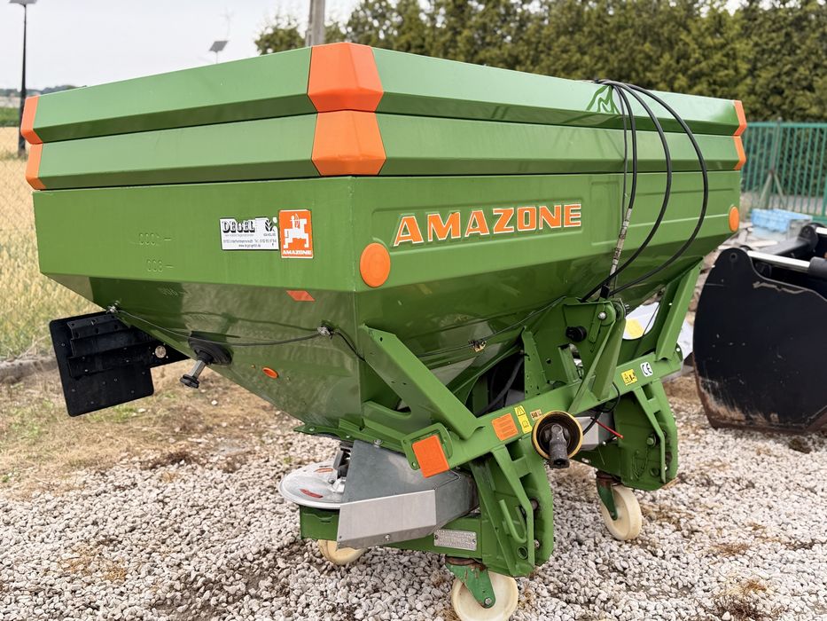 Rozsiewacz Amazone ZA-M Maxis, 2500L