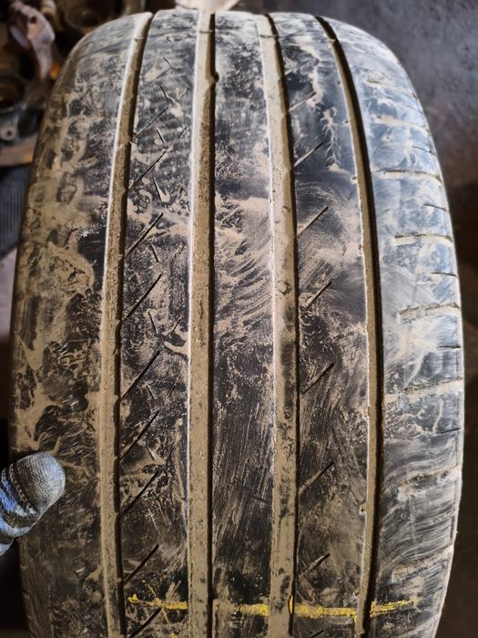 Шини 225/50 r17 літо 21 рік.