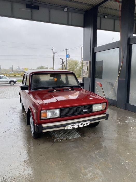Продам авто ваз 2105