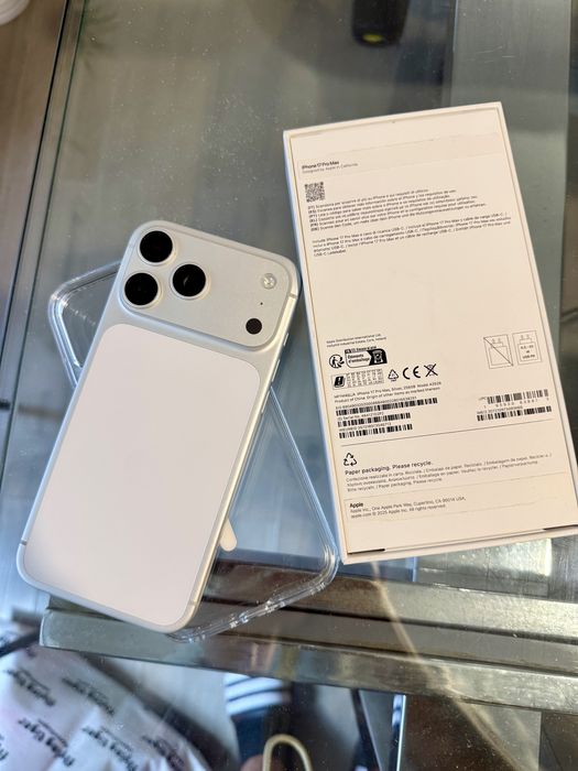 iPhone 17 Pro Max 256GB Silver