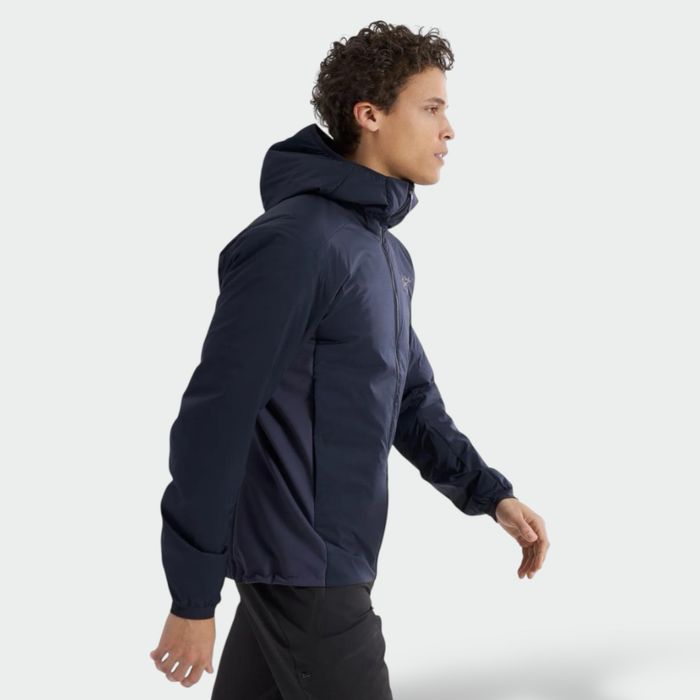 Куртка Arcteryx Atom Hoody Black Sapphire Артикул: X00000955601, M-XL