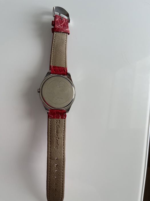 Часы Guess годинник