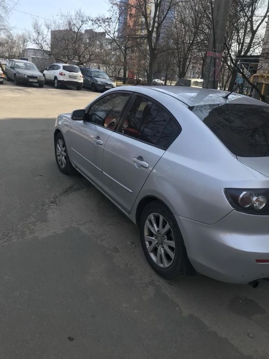 Продам мазду 3 вхорошуму стані