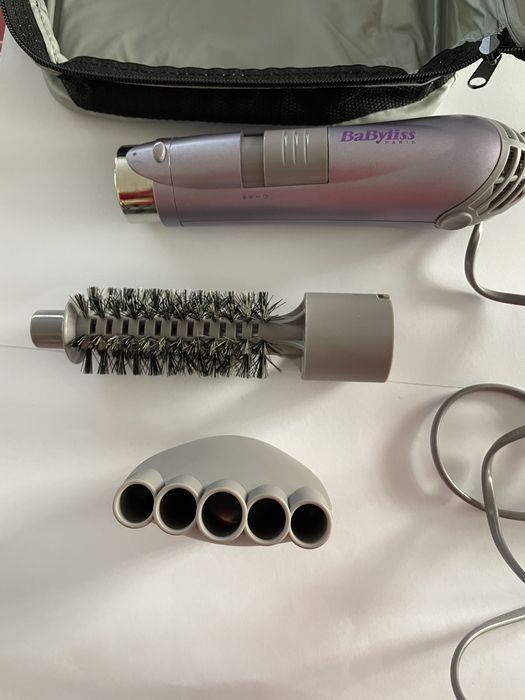 Escova de alisamento e secadora para cabelo