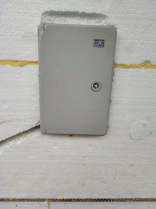 Skrzynka elektryczna natynkowa ABS IP65 IK10, 300x200x130 mm, szara