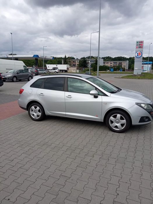 Seat Ibiza Alu klima działa niemalowany mało km
