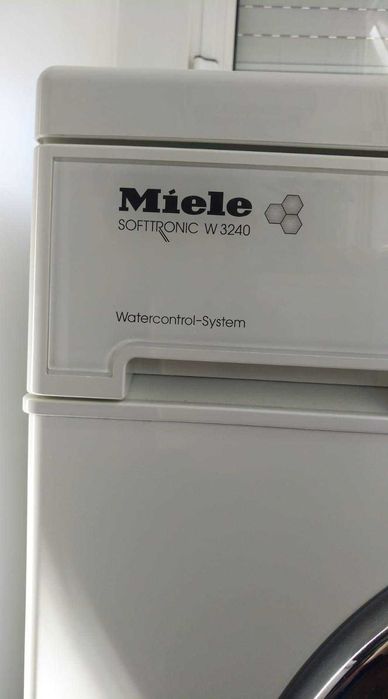 Maquina Lavar Roupa Miele Softtronic W3240