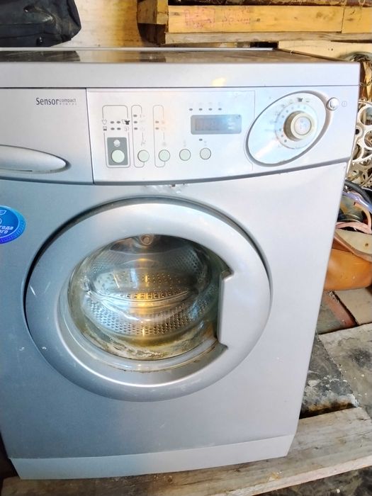 Samsung F1013J sencor  продам или по запчастям