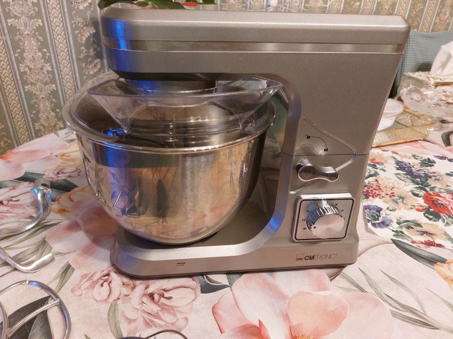 Robot Clatronic KM 3647