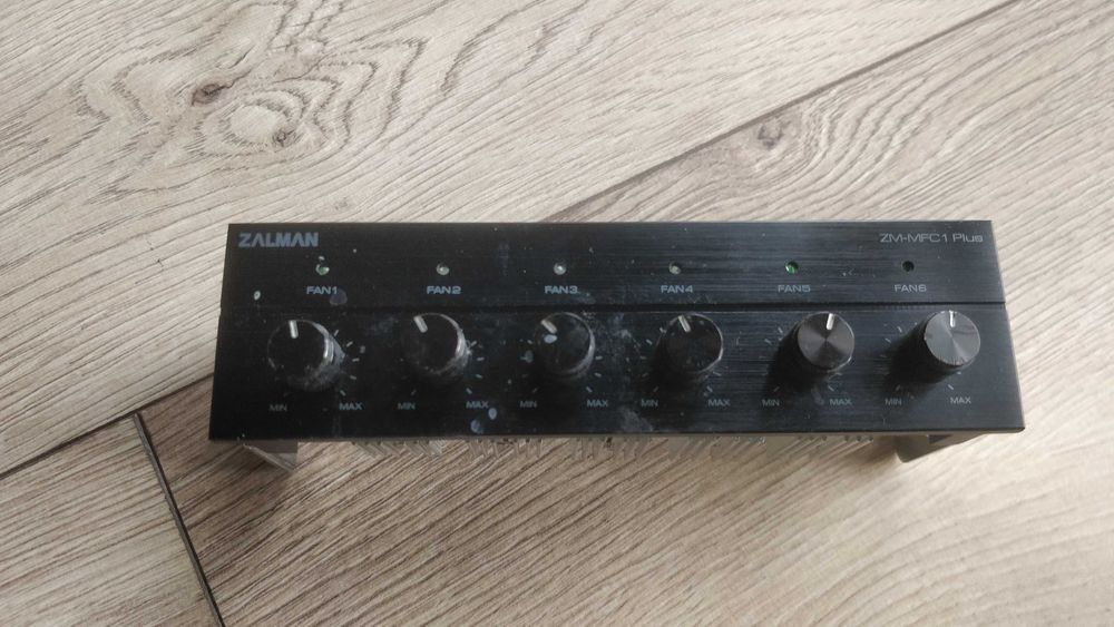 Sterownik wentylatorów Zalman ZM-MFC1 Plus