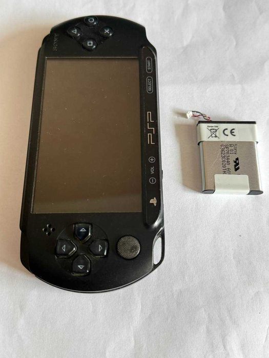 Игровая консоль  Sony PSP-1003