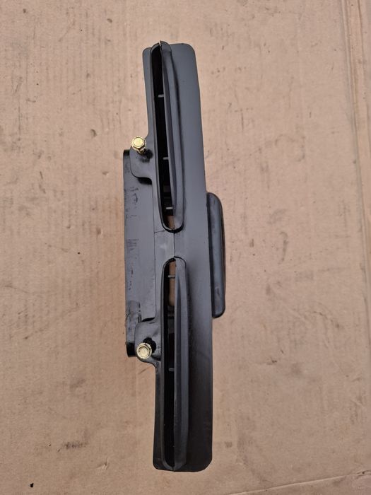 Kierownica nawiewu nawiewu szyby Fiat 126p Maluch