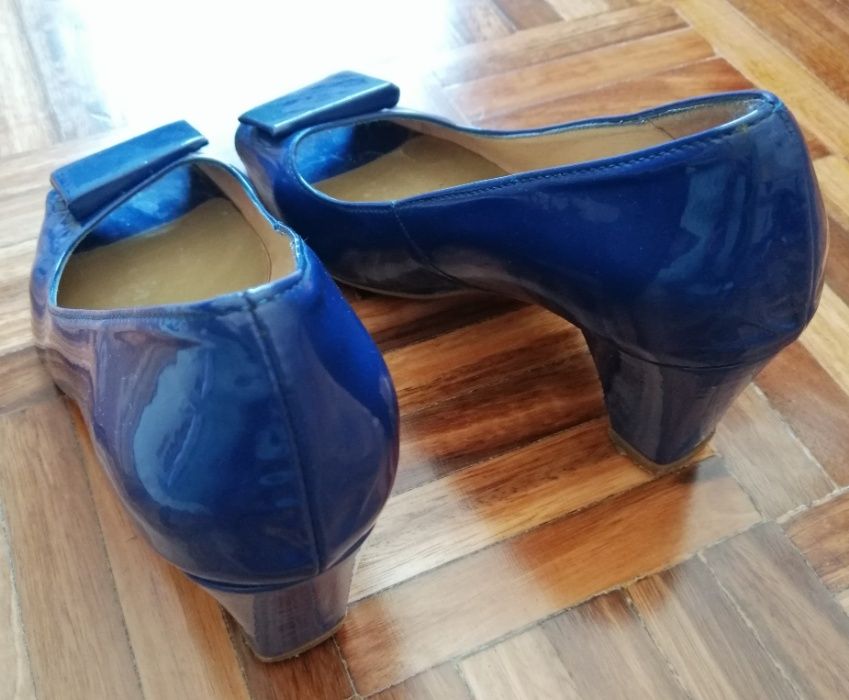 Sapatos Haity, tamanho 35