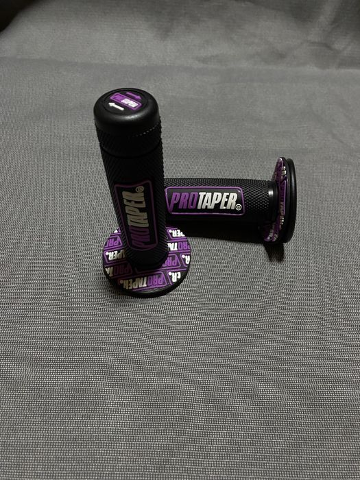 Гріпси на мотоцикл