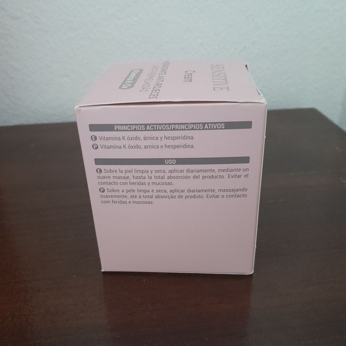 Cream hidratante anti-vermelhidão com Vitamina  K Ox da deliplus