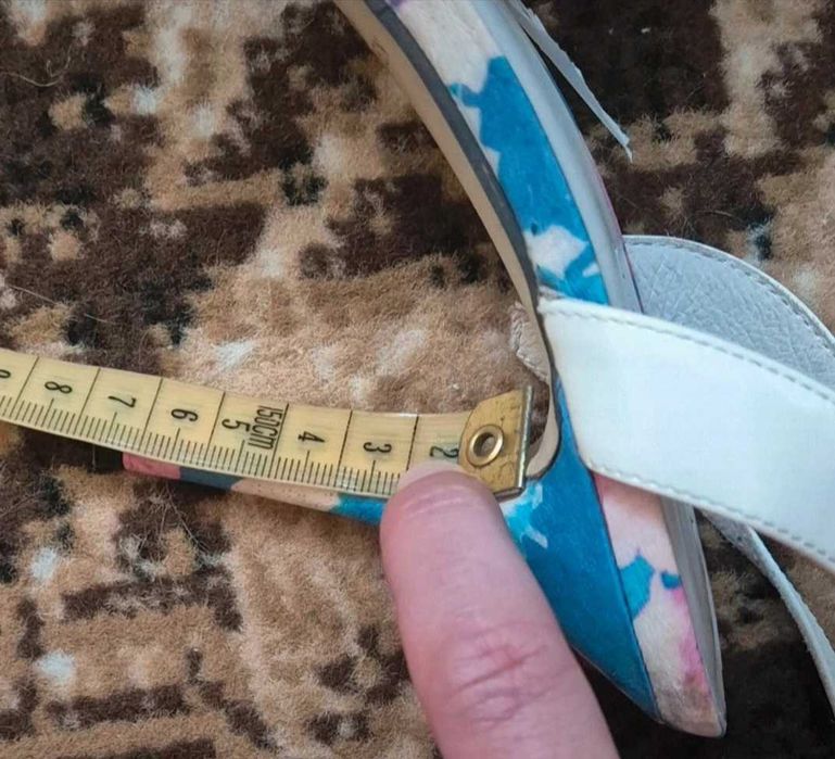 Buty na obcasie wiosna, lato, na codzień i od święta wittchen