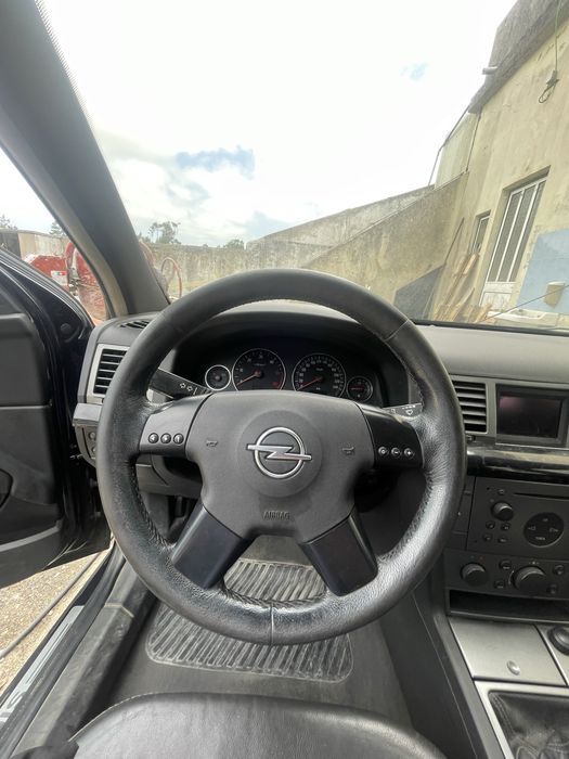 Opel  signum  2.2  dti