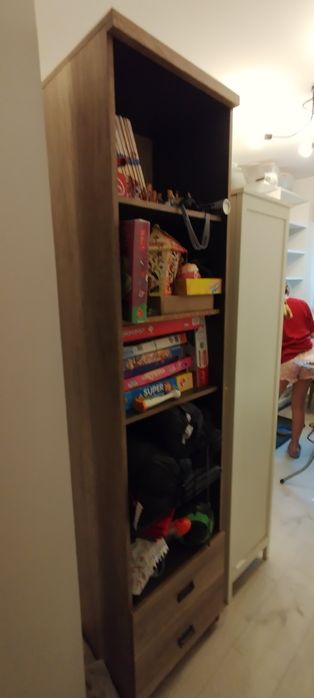 Komoda młodzieżowa plus regał