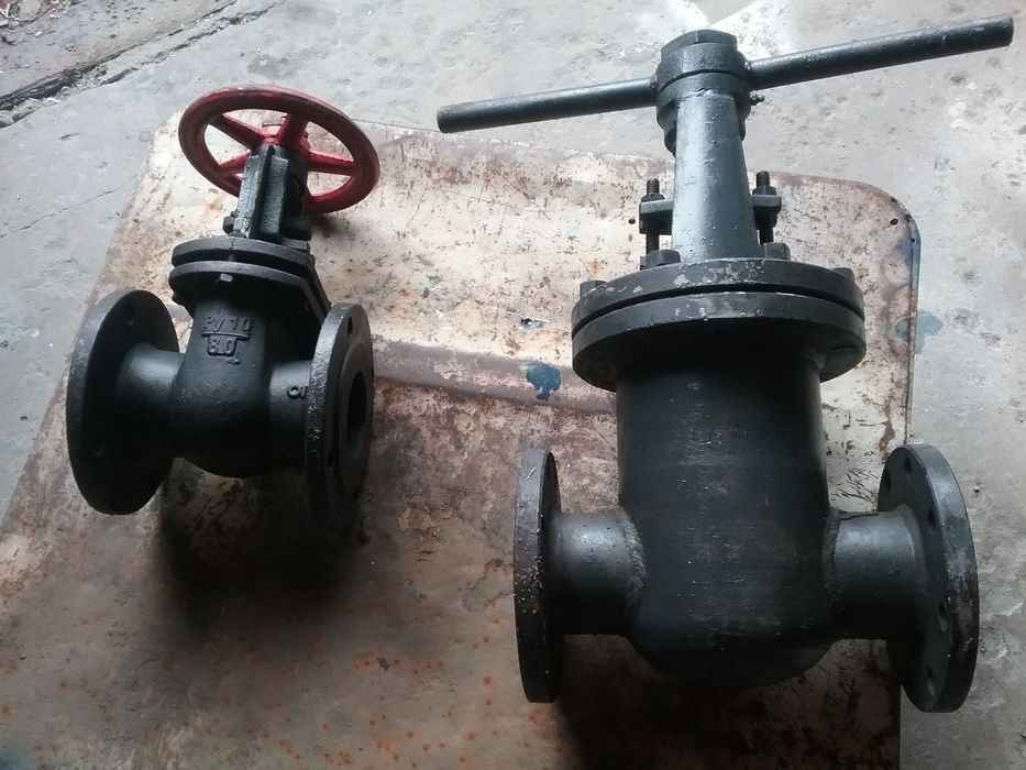 Продам кран,задвижка. Ду80ру40 30с15 шток нержавейка.СССР.