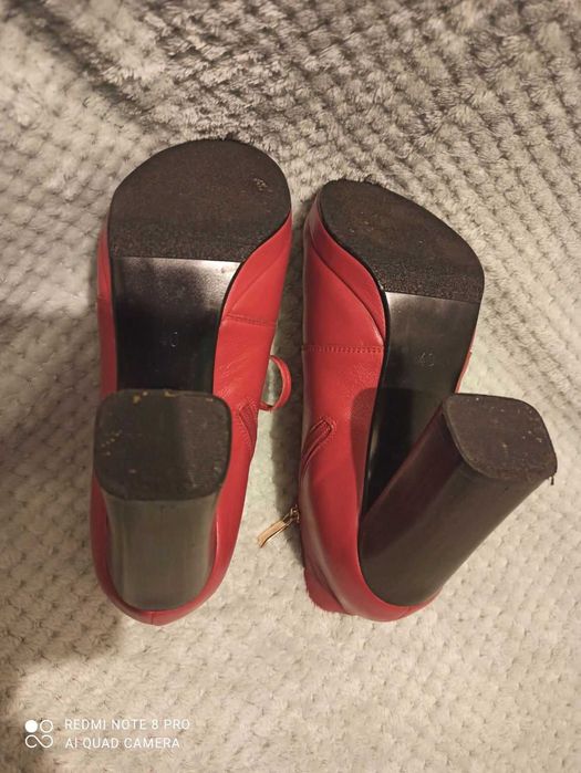 Продам напівчеревики жіночі на каблуку. Натуральна шкіра. Нові