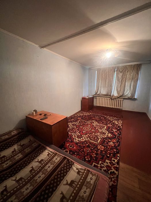 Продаж двокімнатноі квартири