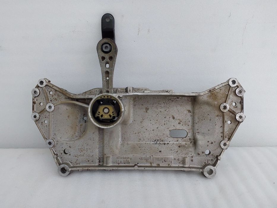 Charriot frente VOLKSWAGEN Scirocco (137, 138)