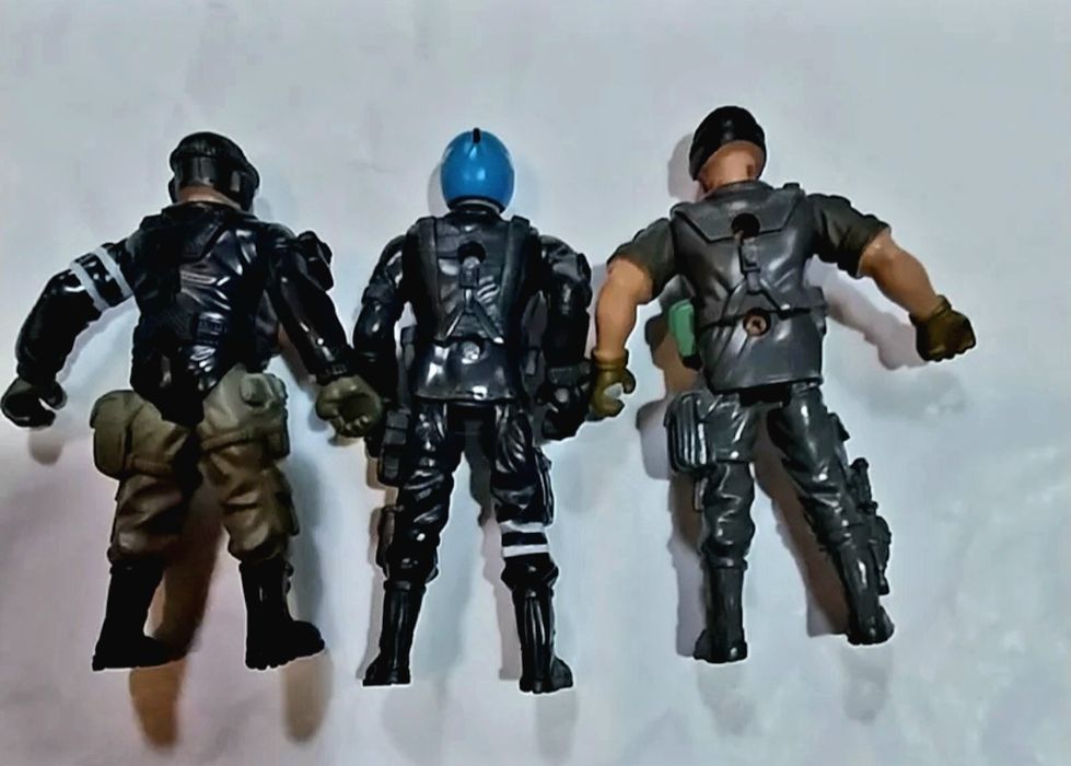 3 bonecos de ação Chap Mei