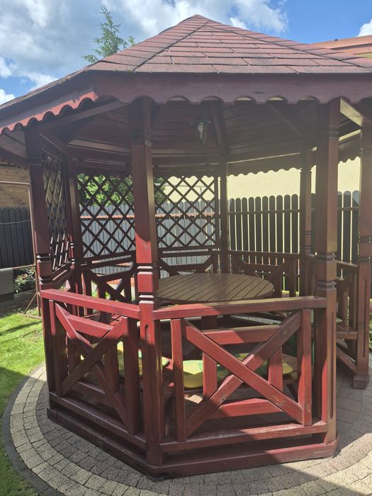 Altana ogrodowa drewniana