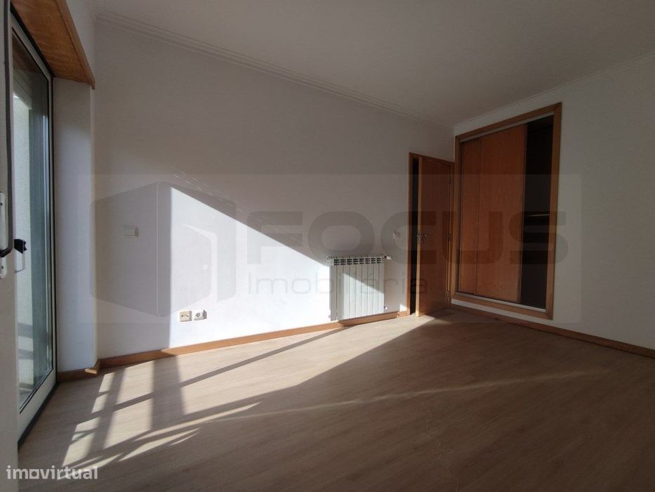 Apartamento T2 para arrendamento - Esgueira / Aveiro