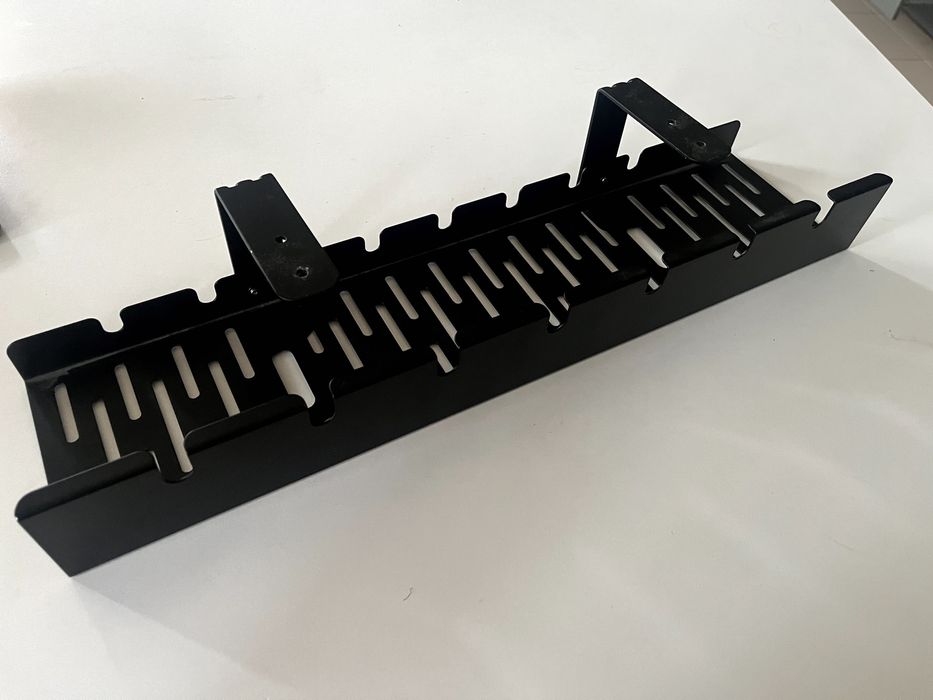 Maskownica na kable, półka pod biurko