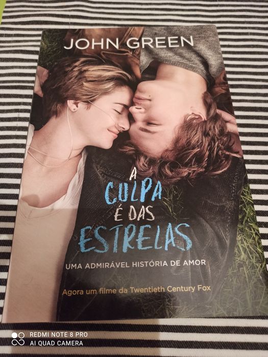 A culpa é das estrelas - John Green