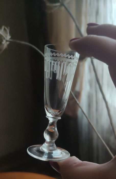 Бокал фужер рюмки муха стакан купоросное старинное стекло Мальцов  дом