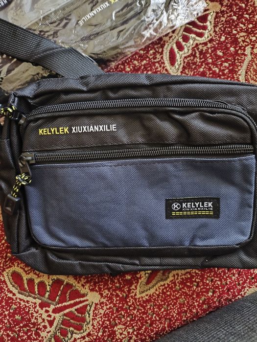 поясна сумка бананка